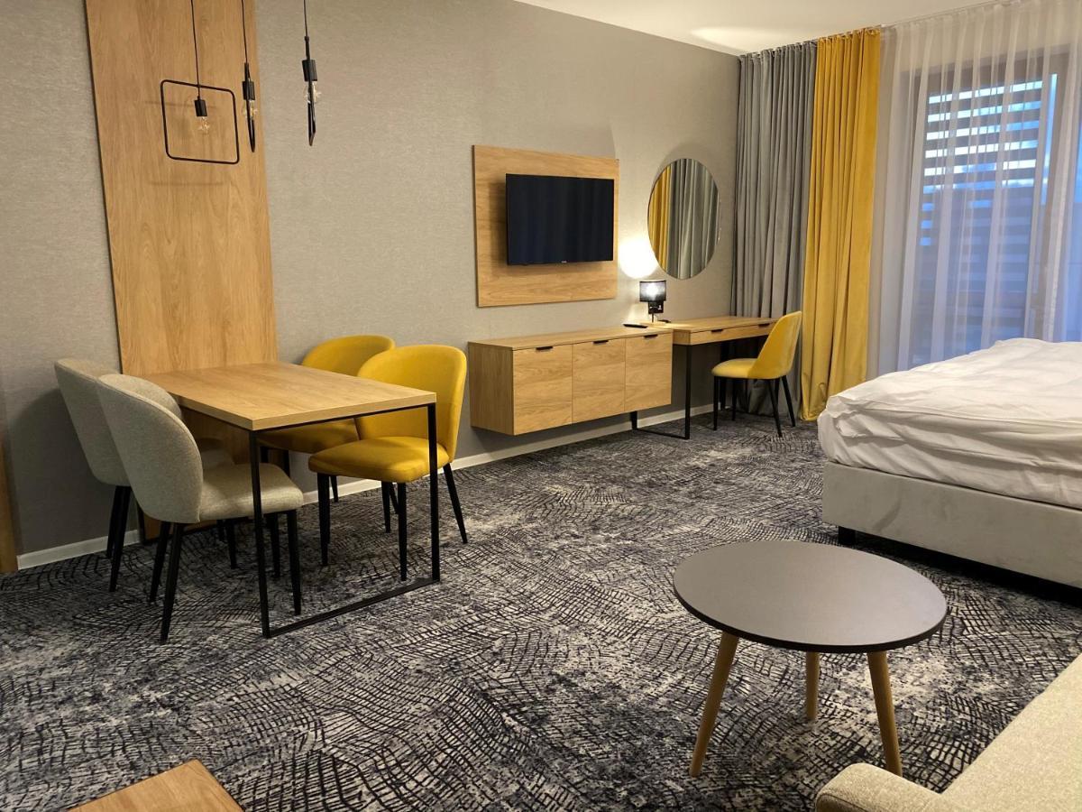 Apartment Friends Besenova - Free Swinning Pool Экстерьер фото